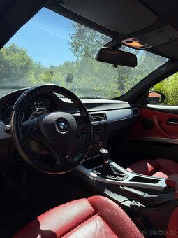 BMW E92 330i xDrive manuál - 5