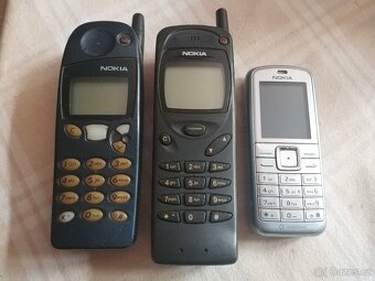 Mobilní tlačítkové telefony Nokia A - 5
