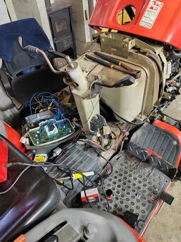 SERVIS JAPONSKÝCH MALOTRAKTORŮ - 5