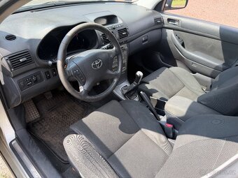 Toyota avensis 2.0D 83kw - 5