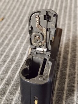 CANON A2100 IS - 5