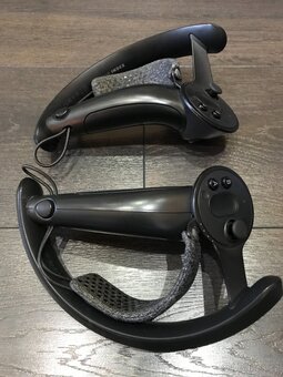 Ovladače Valve Index (Knuckles controllers) - 5