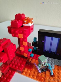 Lego set 21255 - 5