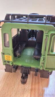 Bruder LAND ROVER DEFENDER - 5