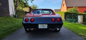 Prodám CHEVROLET CORVETTE C3 Stingray 1974 MANUAL - 5