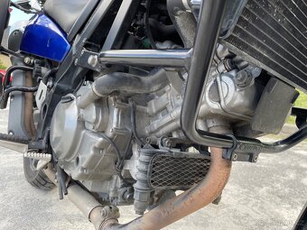 Suzuki V-Strom DL 650 - 5