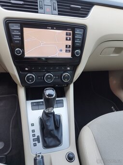 Octavia 3, 2,0 TDI, DSG, xenony,Led, Digi klima - 5
