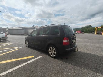 Vw Touran 1T1 - 5