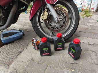 Honda ntv 650 deauville - 5