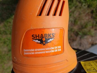 strunova sekacka sharks 300w - 5
