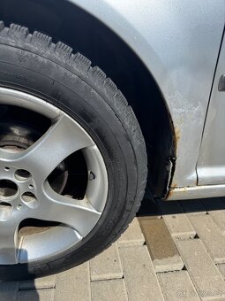 VW Golf IV 1,4i 55kW 5 dveř - 5