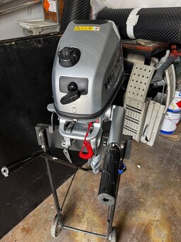 Prodám lodni motor Honda BF6 LHU - 5