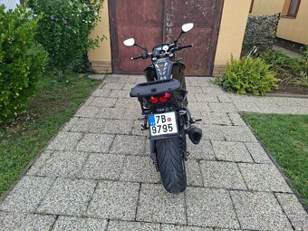 Yamaha FZ8N - 5