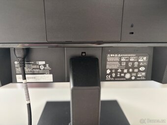 Monitor HP P22 G4 21,5” 55 cm - 5