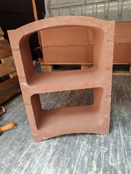 Regál na víno  Standard červený - 5