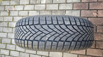 Prodám 4ks zimních pneu - 5