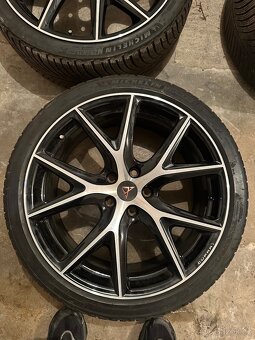 Cupra Ateca 5x112 19x8 ET45 - 5
