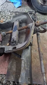 Zetor 25A-přední náprava - 5