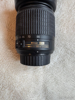 Nikon D5200 + 2 objektivy + stativ + brašna - 5