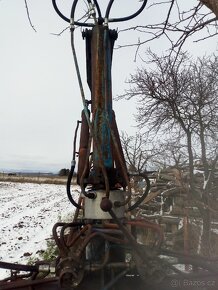 Nakladač Unhz 100 - 5