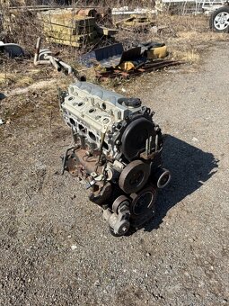 Mitsubishi Outlander 2.4i Motor - 5