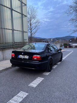 BMW 535i manuál - 5