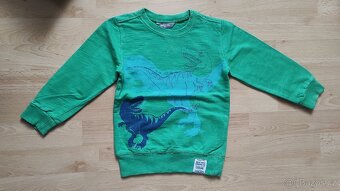 2x mikina Lindex vel. 104 (zelená dinosauři)+110 (černá) - 5