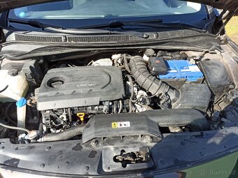 HYUNDAI i40 1,7CRDi 104kW automat - 5