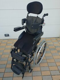 invalidni vozík LEVO s elektrickou vertikalizaciou - 5