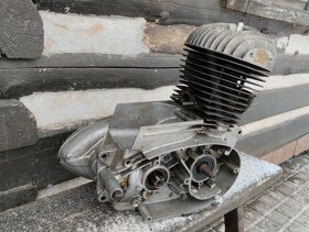 Jawa 250 - 559 panelka - motor - 5