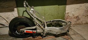 Yamaha YZF-R1 rok 1999- 2001 dily + CZ TP - 5