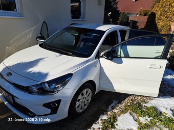Kia Rio - 5