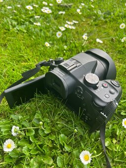 Panasonic Lumix DMC-FZ1000 - 5