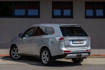 Mitsubishi Outlander 2.2 DI-D ClearTec - 5