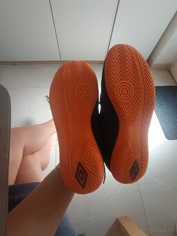 Sálovky Umbro vel.34 - 5