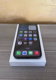 Apple iPhone 15 Pro Max 256GB černá, 100% baterie - 5