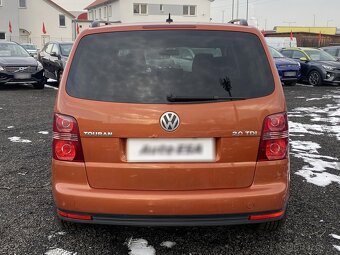 Volkswagen Touran 2.0TDi , 103 kW nafta, 2009 - 5