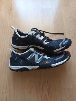 NEW BALANCE MINIMUS TRAIL 10 Black/Moonbeam - 5