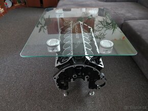 Konferenční stolek z bloku motoru V12 Jaguar - 5