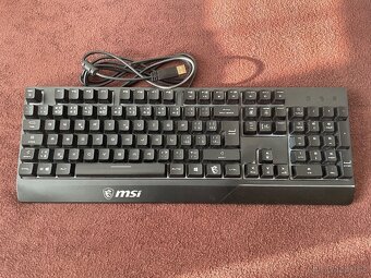 Herní notebook (set) MSI GF65 Thin 10UE-098CZ - 5