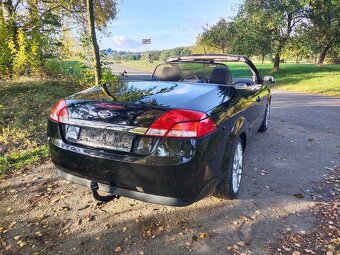 KRÁSNÝ Ford Focus cabrio // 2.0 16v // bez koroze - 5