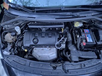 Peugeot 207 - 5