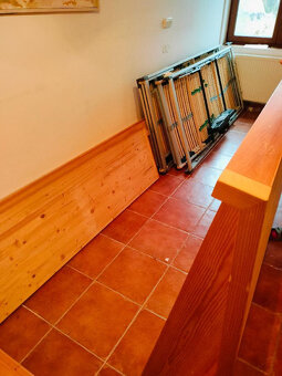 Dřevěná postel z masivu + el. rošty - 5