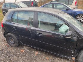 Volkswagen Golf V - 5