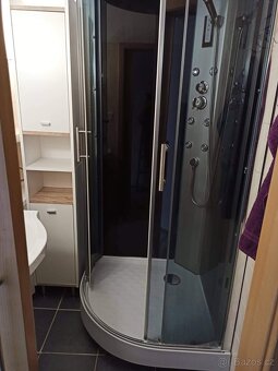 Pronájem bytu 3+1 s balkonem Val.Mez. - 5