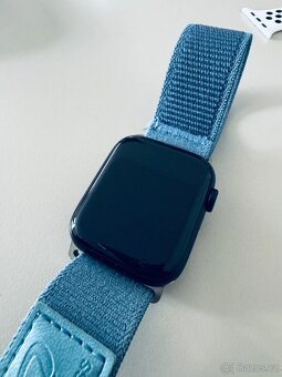 Apple Watch SE 2. generace 44 mm - 5