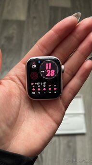 Chytré hodinky Apple Watch Series 9 41mm pink - 5