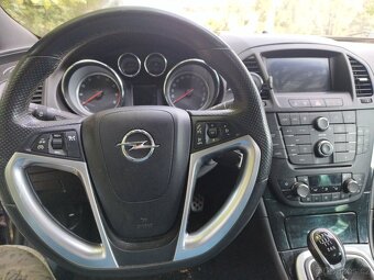 Opel Insignia 4x4 2.0 - 5