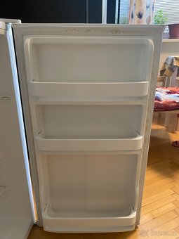 Comfee RCD132WH1 – Stolní lednice 93 l, plně funkční - 5
