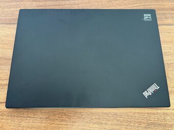 Lenovo ThinkPad X390, dotykový - 5
